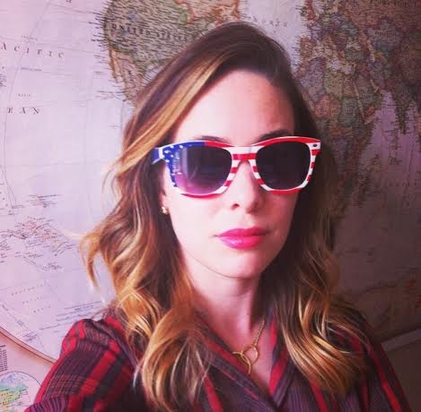 lyssa in american glasses